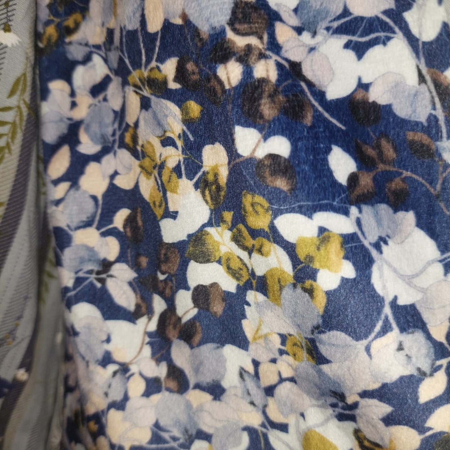 Voy Womens Top Size Small Gray & Blue Floral Boho Long Sleeve Nwt