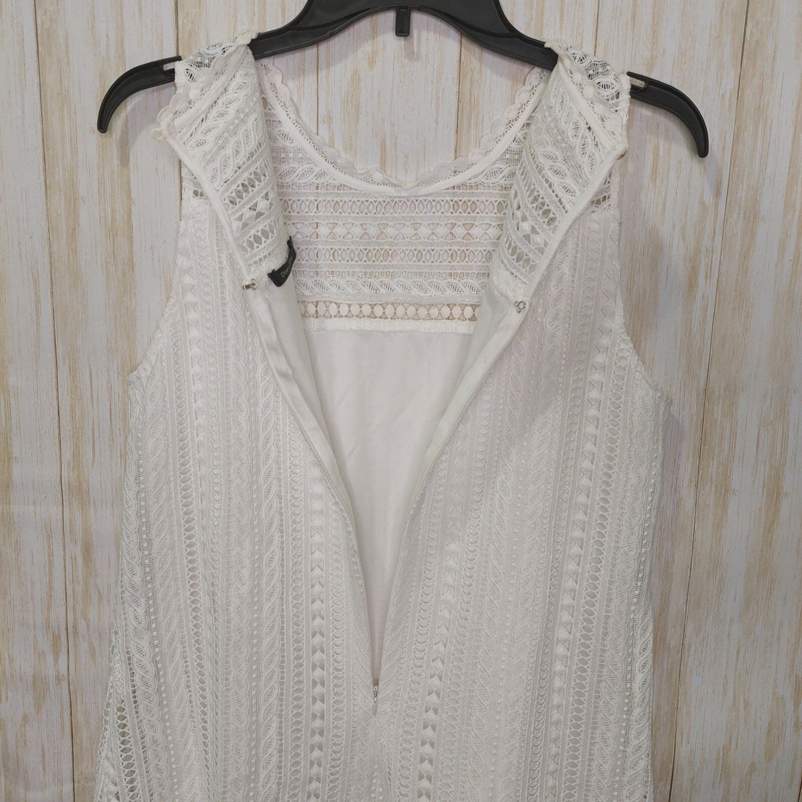 Doe & Rae Women’s Sheath~Size Small~ Sleeveless~Lace Overlay~Drop Waist~Lined 